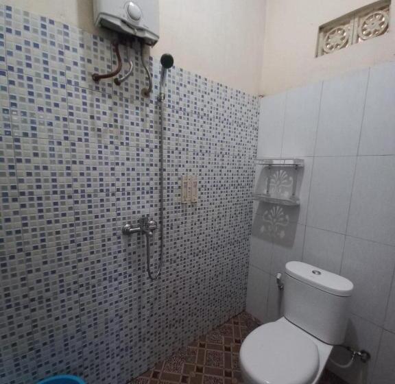 Hotel Collection O 92634 Villa Ds