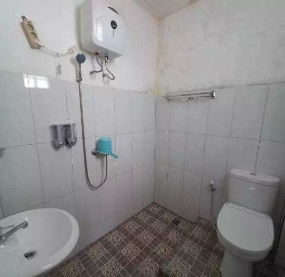 Otel Collection O 92634 Villa Ds