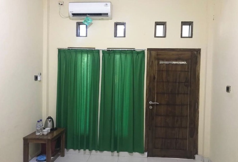 فندق Oyo 92608 Penginapan Mc Lodge