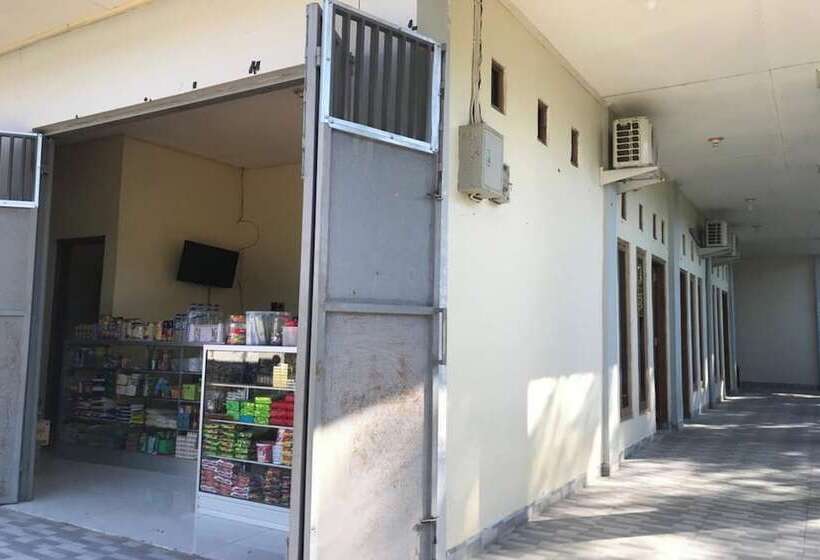 فندق Oyo 92608 Penginapan Mc Lodge