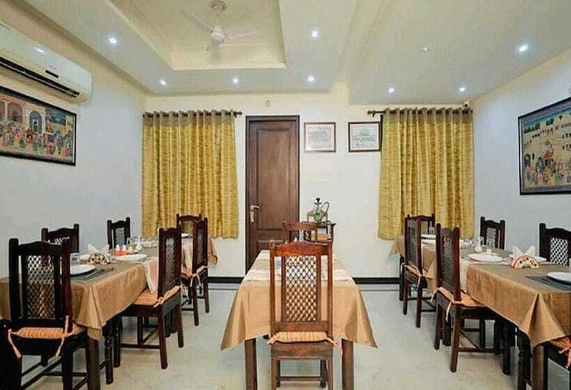 Hotel Oyo Flagship 81366 Taj Wonder Inn