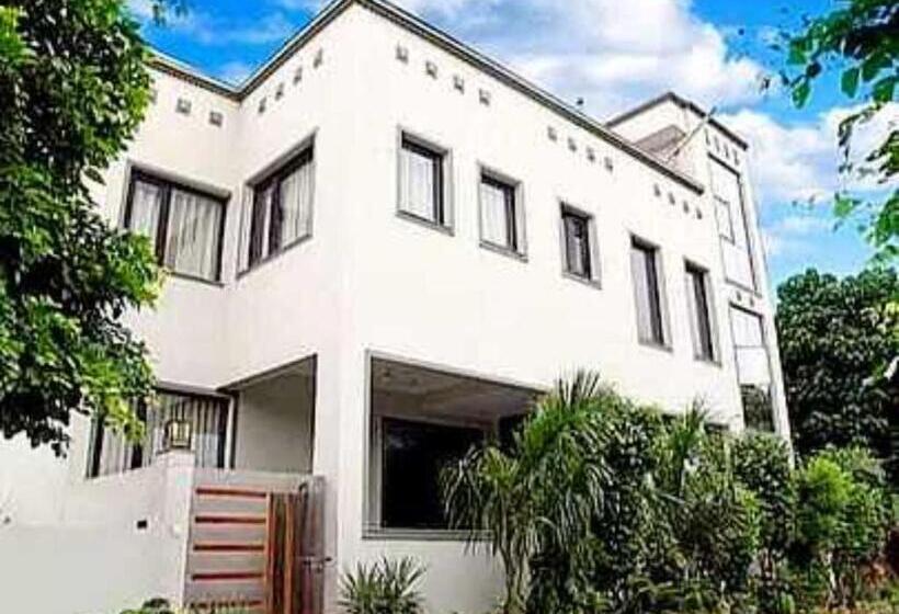 Hotel Oyo Flagship 81366 Taj Wonder Inn