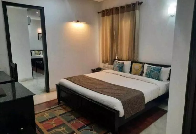 ホテル Oyo Flagship 81366 Taj Wonder Inn