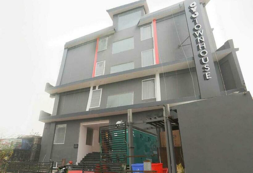 בית מלון כפרי Townhouse 1230 Yu Turn