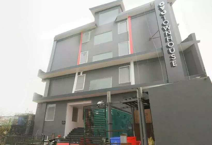 Hotelli Townhouse 1230 Yu Turn