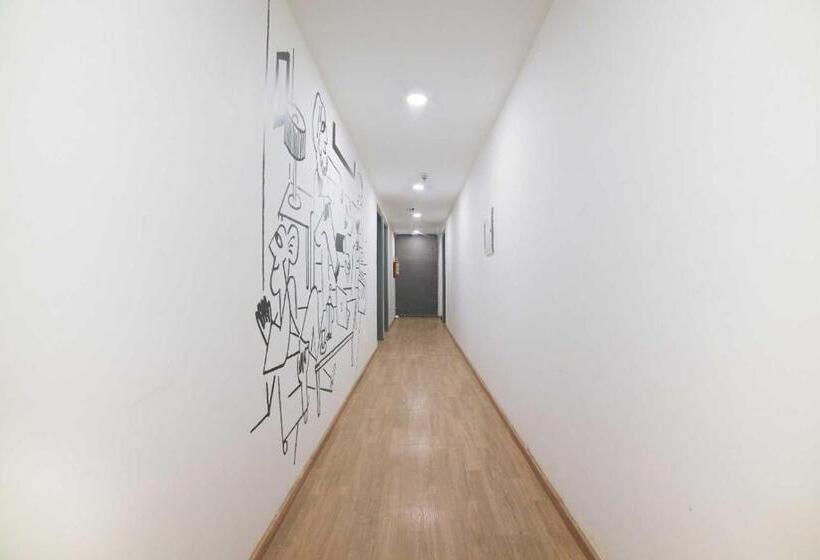 בית מלון כפרי Townhouse 1230 Yu Turn