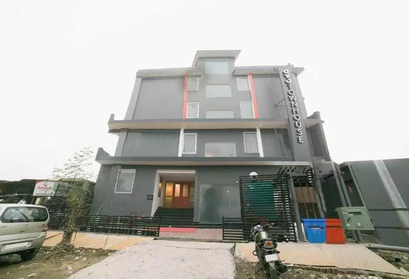 Hotelli Townhouse 1230 Yu Turn