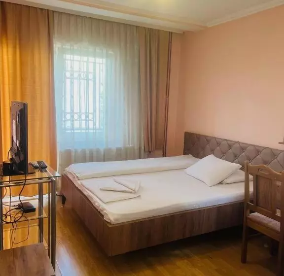 پانسیون Guest House Velania