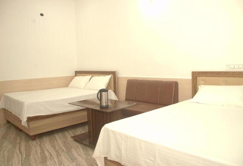 بنسيون Panwar Palace