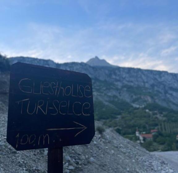 پانسیون Turi Selcë