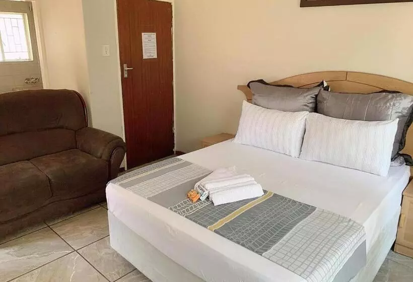 ペンション Victoria Guest House Nyumbani