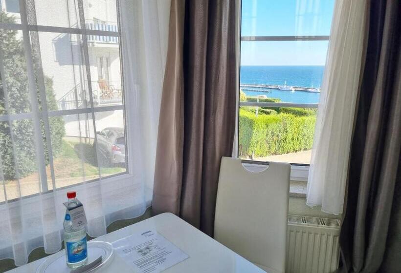 Sassnitzer Hotel Mit Bäderarchitektur, Seeblick Und Sauna