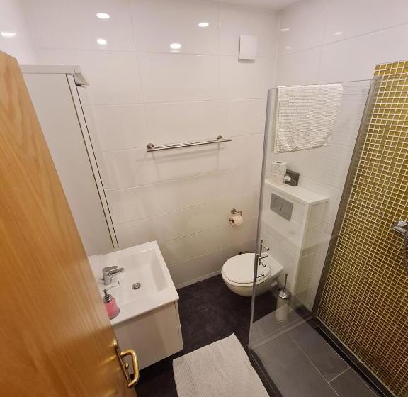 Sassnitzer Hotel Mit Bäderarchitektur, Seeblick Und Sauna