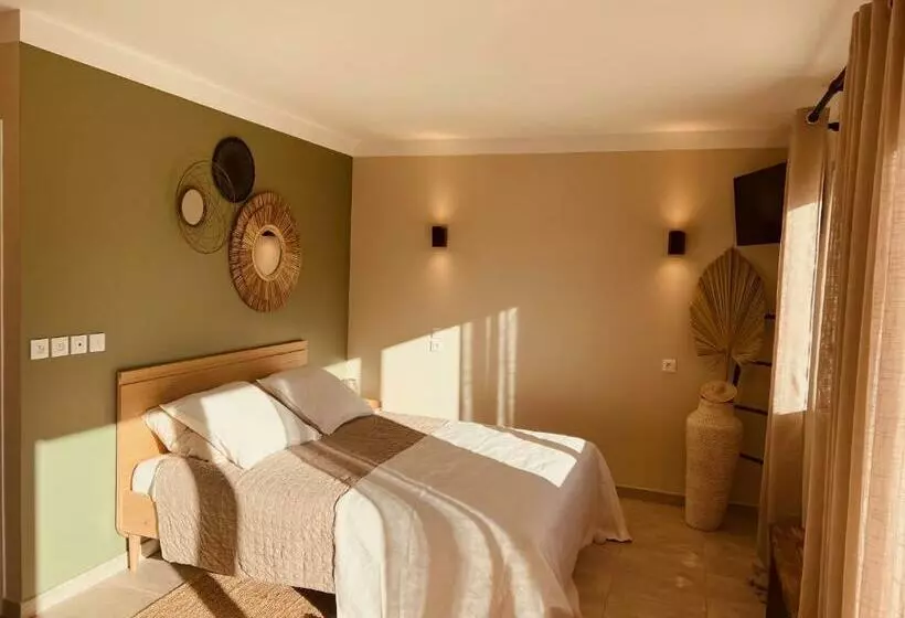 Aamiaismajoitus (B&B) Casa Bukit Gites