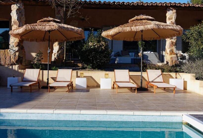 צימר Casa Bukit Gites