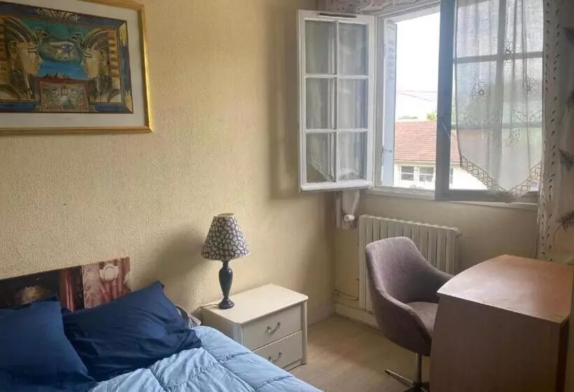 ベッドアンドブレックファースト Villeparis 2 Chambres Séparées