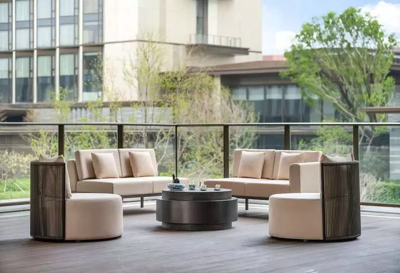 Hotelli Four Points By Sheraton Guangzhou, Baiyun