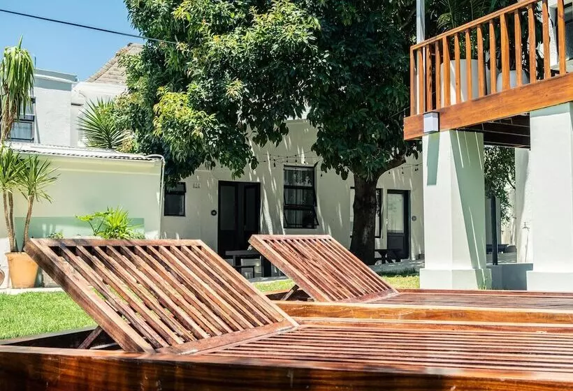 Hotelli Neighbourgood Hill