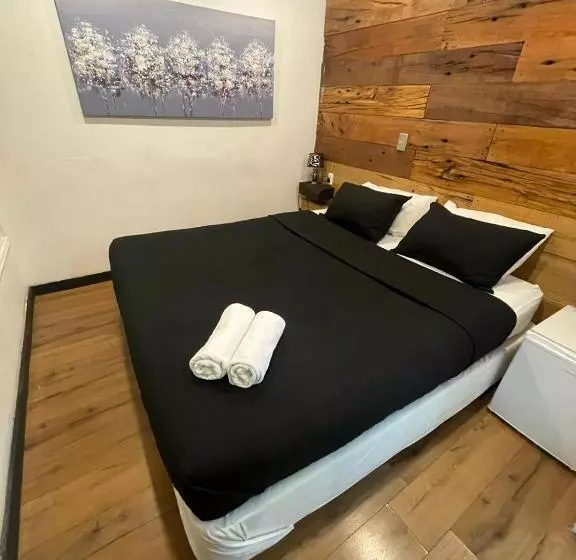 Hotelli Tremo Parque Bustamante