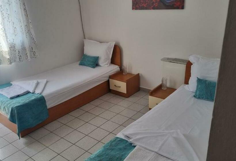 膳宿费 къща за гости пиргос