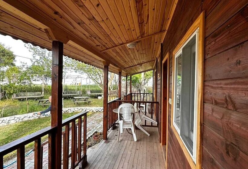 تختخواب و صبحانه Akasya Pansiyon