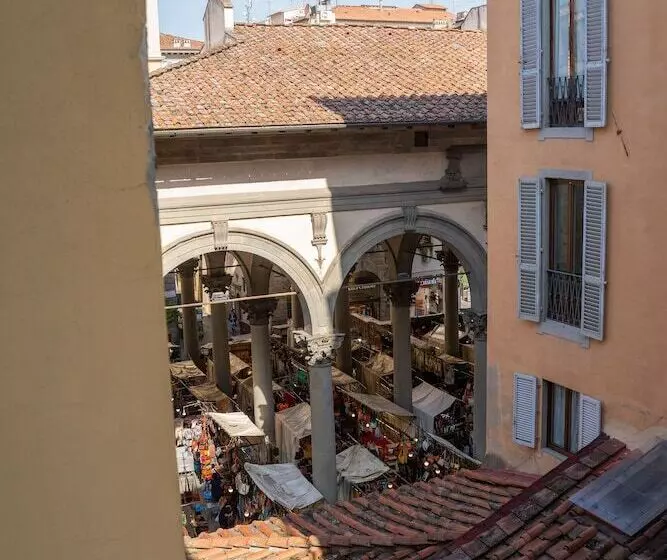 تختخواب و صبحانه Residenza Degli Speziali