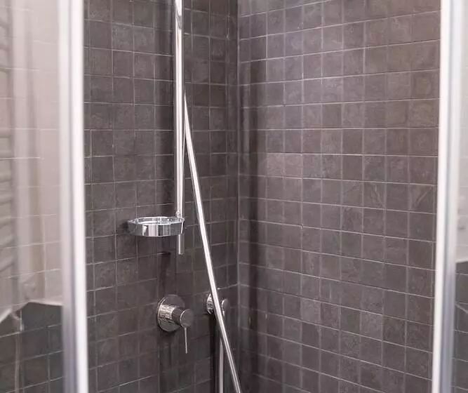 تختخواب و صبحانه Residenza Degli Speziali