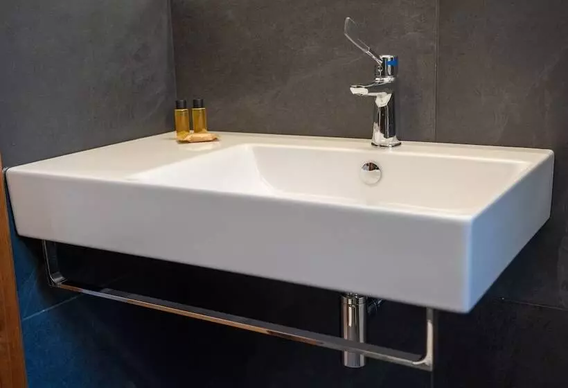 تختخواب و صبحانه Residenza Degli Speziali