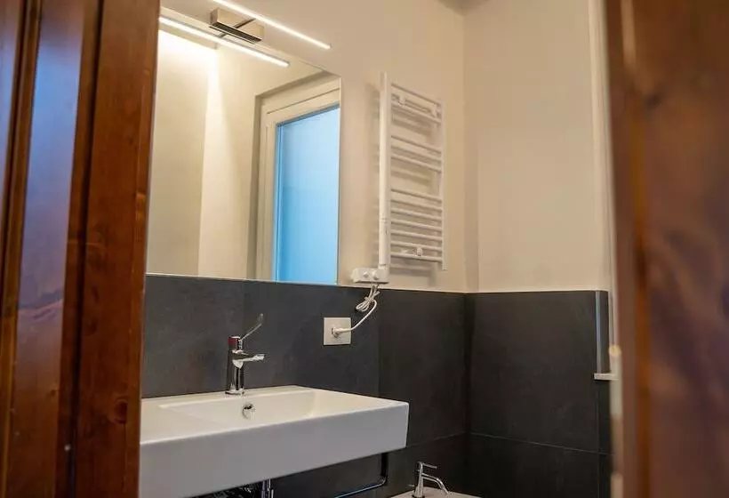 تختخواب و صبحانه Residenza Degli Speziali