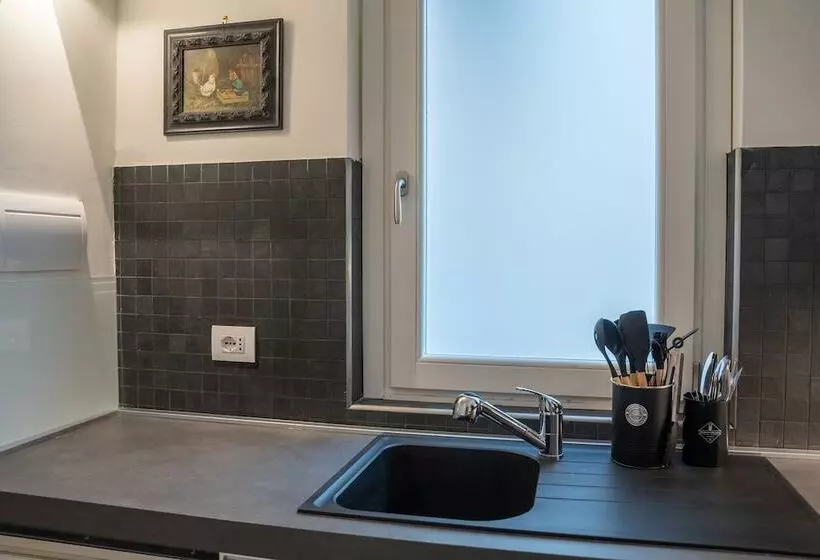 تختخواب و صبحانه Residenza Degli Speziali