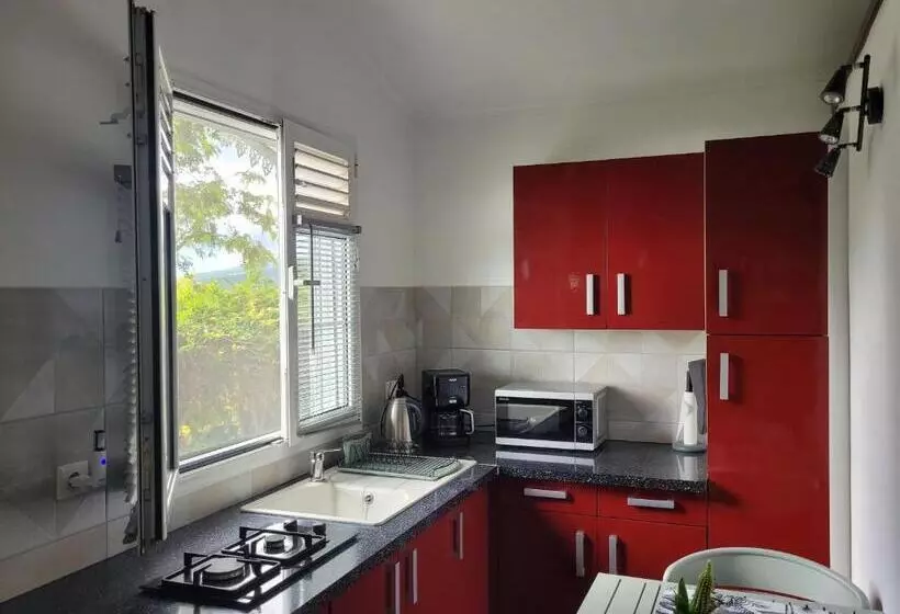 تختخواب و صبحانه Villa Manaaki