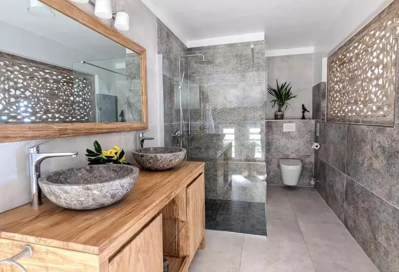 تختخواب و صبحانه Villa Manaaki