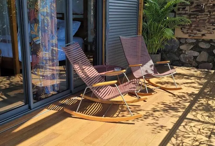 تختخواب و صبحانه Villa Manaaki