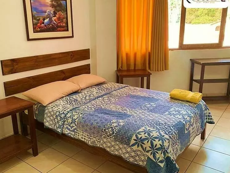 هتل Cocos Inn