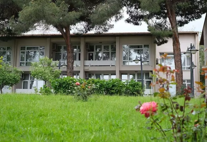 Hotelli Koru Resort