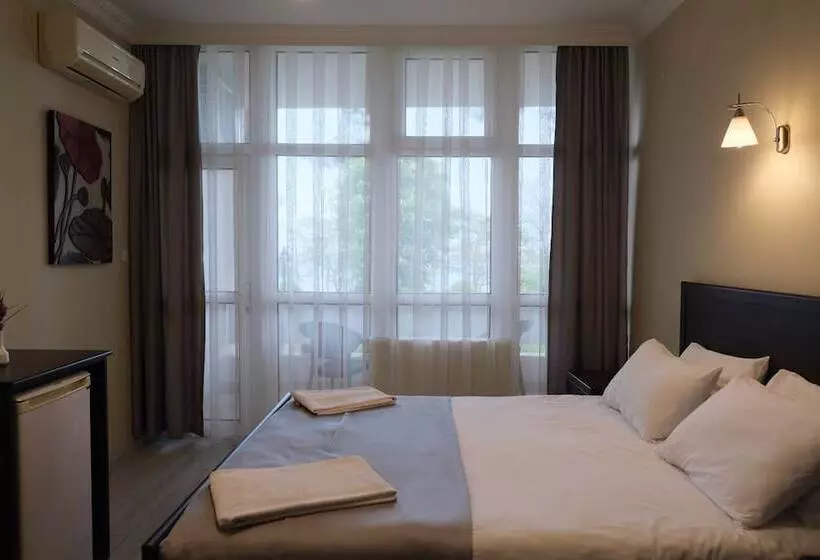 Hotelli Koru Resort