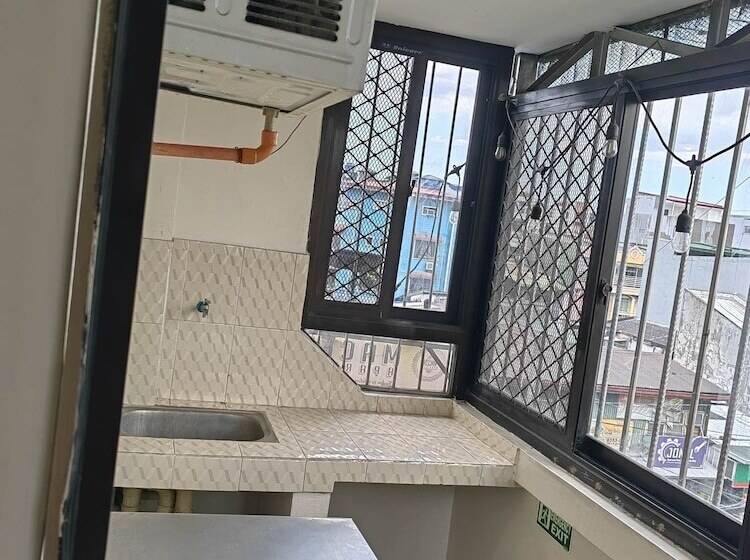 Szálloda Maceda Apartelle