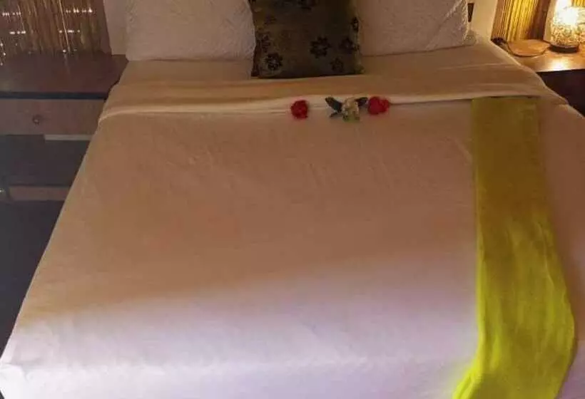 هتل Mokoka Rest Camp