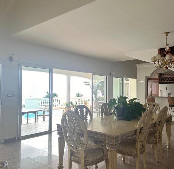 پانسیون Grand Case Palace