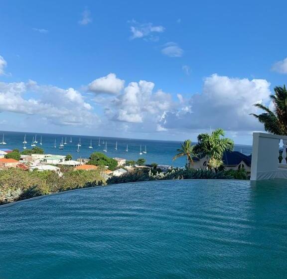 پانسیون Grand Case Palace