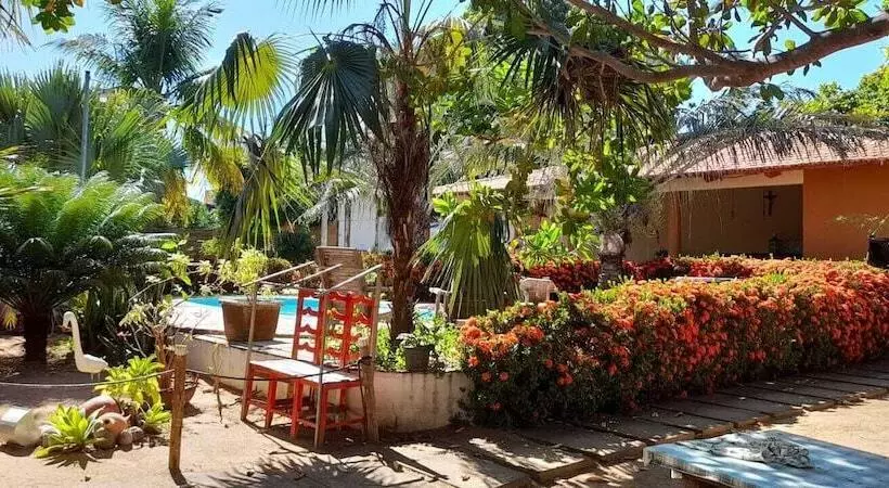 ユースホステル Pousada Jardim Da Lagoa Ba