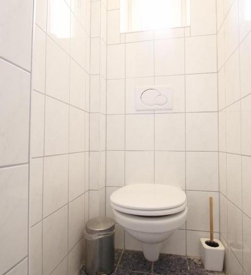 تختخواب و صبحانه Db Apartment In Hütteldorferstrasse U3 Area