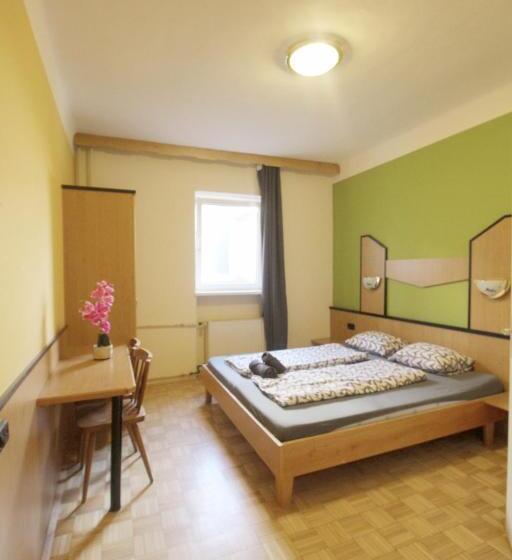 تختخواب و صبحانه Db Apartment In Hütteldorferstrasse U3 Area