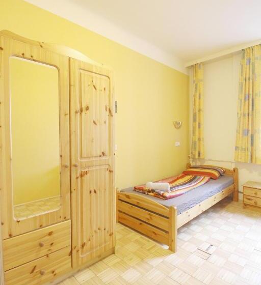 تختخواب و صبحانه Db Apartment In Hütteldorferstrasse U3 Area