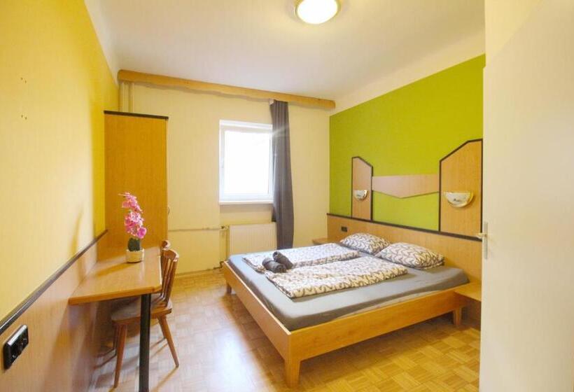 تختخواب و صبحانه Db Apartment In Hütteldorferstrasse U3 Area