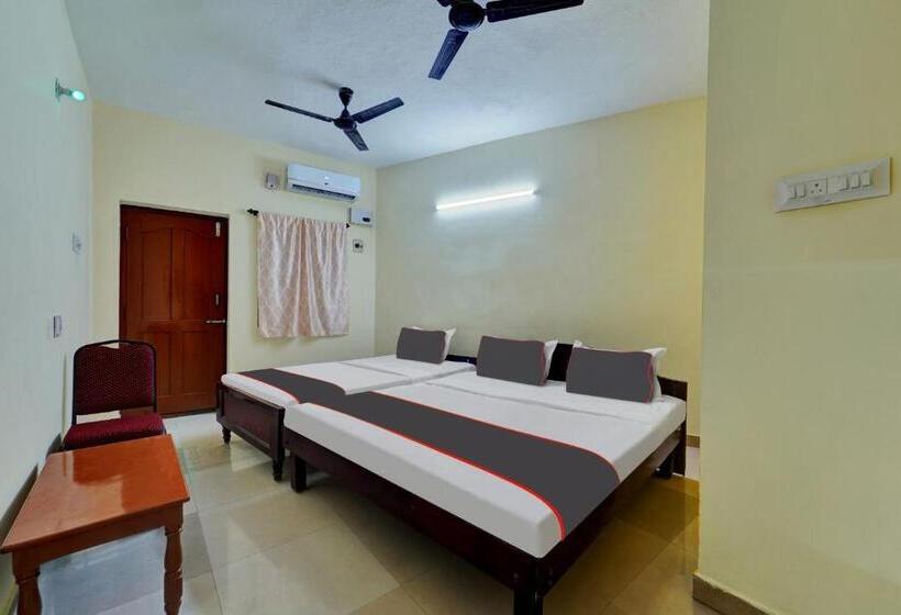 Hotel Collection O Jagadha Residency