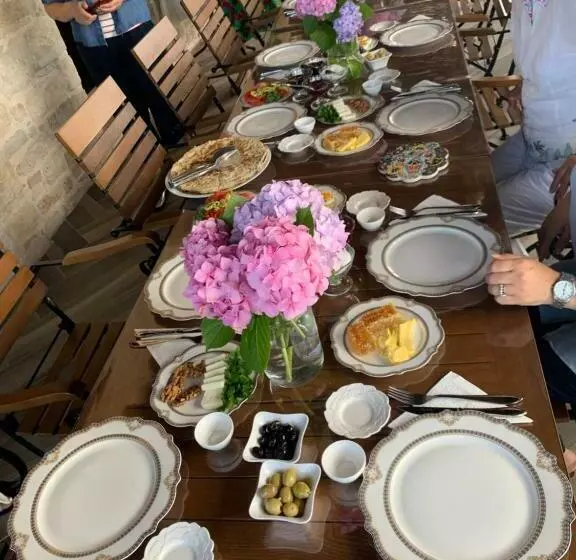 Meryem Hanim Buti̇k Otel