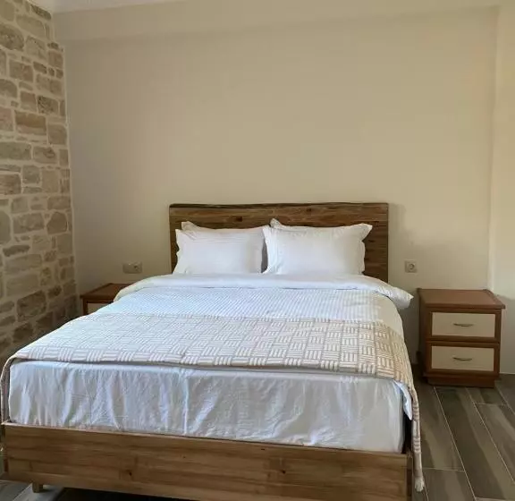 Meryem Hanim Buti̇k Otel