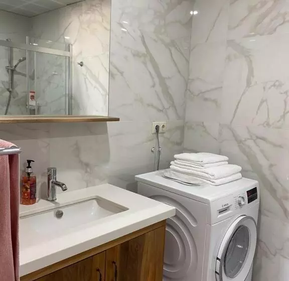 Meryem Hanim Buti̇k Otel