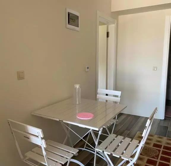 Meryem Hanim Buti̇k Otel